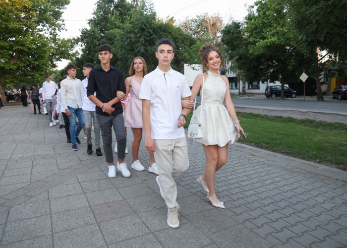 матуранти матуранти